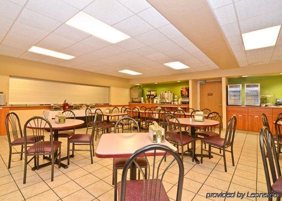 Sleep Inn & Suites Conference Center And Water Park Minot Restaurant foto